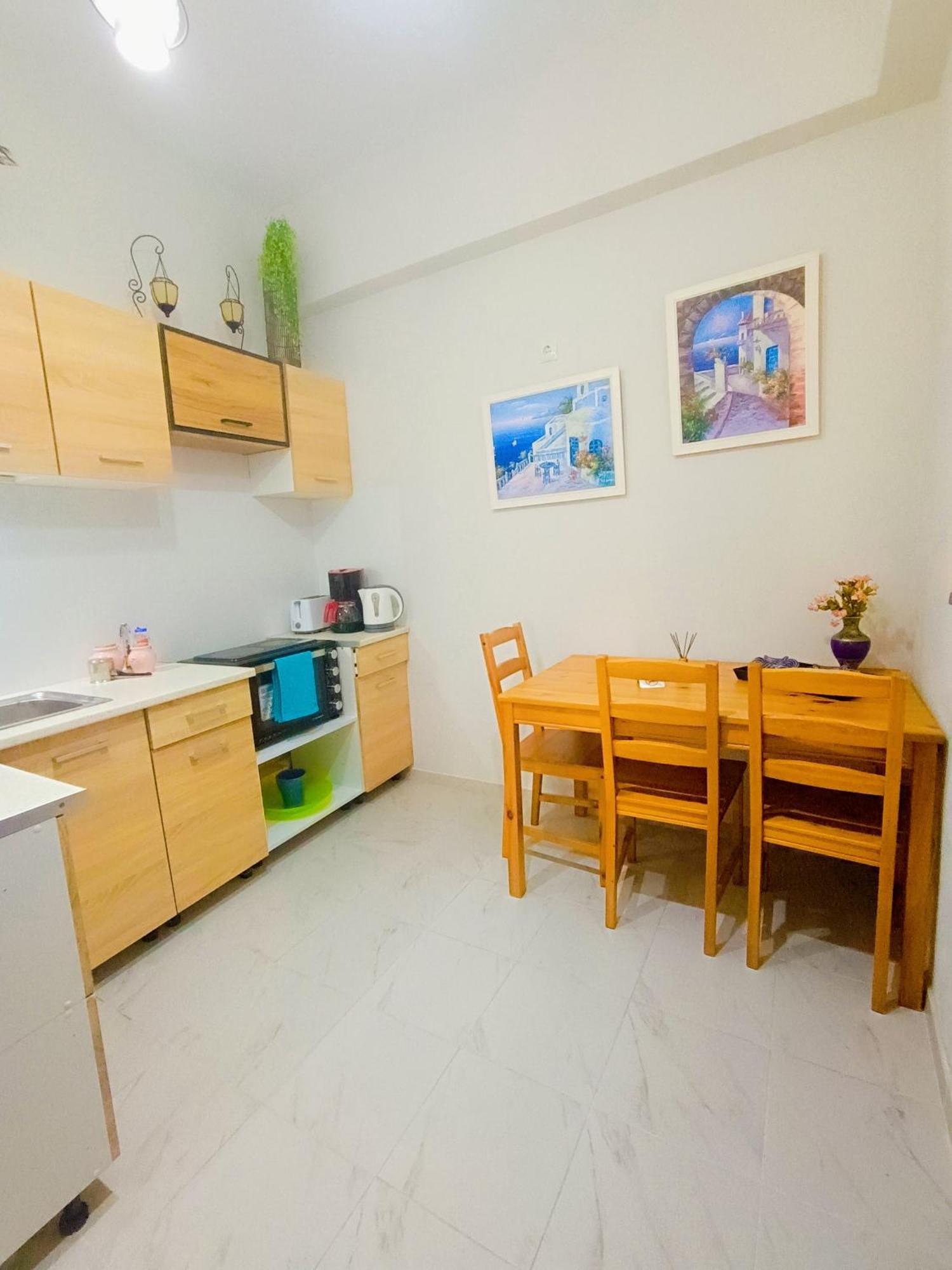 Cozy Apartment In Athene Buitenkant foto